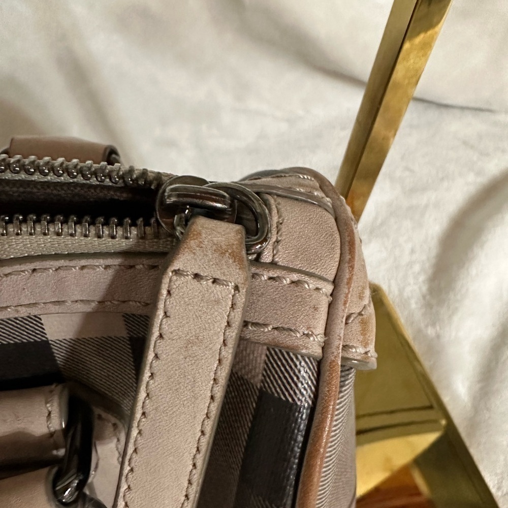 Smoked checked coated canvas Burberry authentic Small Chester check Boston bag. - Picture 10 of 16